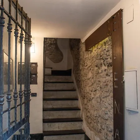 Sant' Elena Ny Loft Ricordi Scolpiti Nella Pietra Генуя